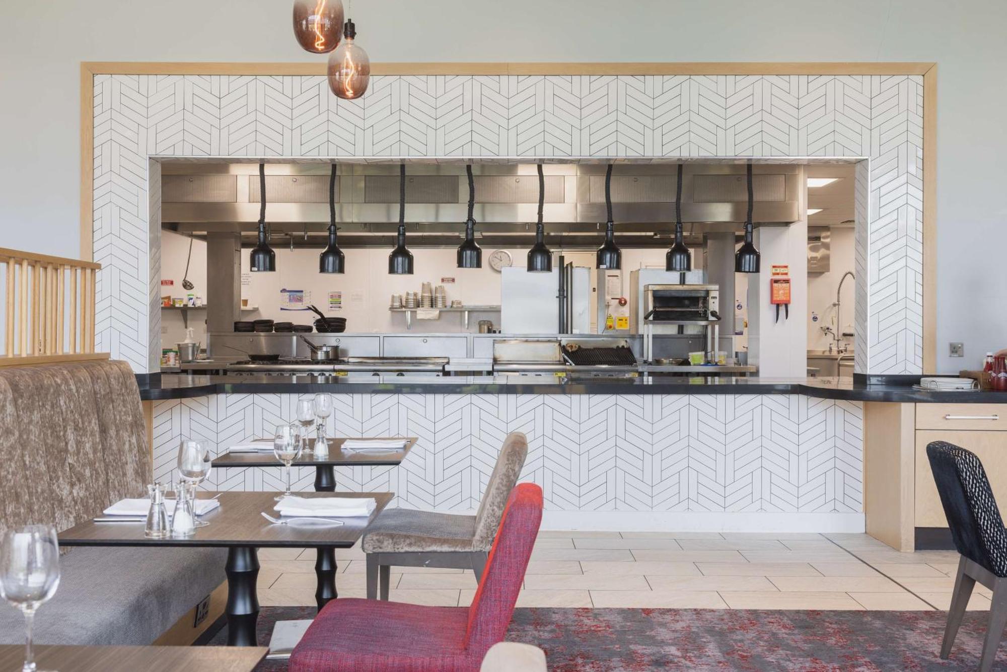 ביקנהיל Hilton Garden Inn Birmingham Airport Uk מראה חיצוני תמונה