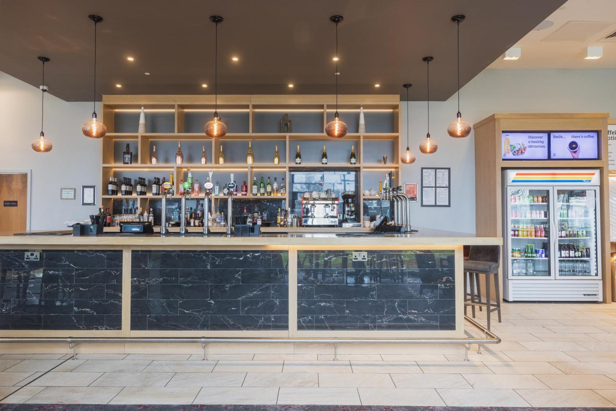 ביקנהיל Hilton Garden Inn Birmingham Airport Uk מראה חיצוני תמונה